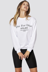 jersey-atuendo-de-dior-a-color-blanco-de-los-liones-die-para-dior-PB8000-a.thumb.jpg.a80bb66a7093cce2c842d10bed4dc5f4.jpg