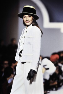 Chanel 1989.jpg