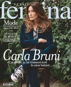 Carla Bruni femina 5 oct 2020.jpg