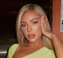 Celebslover's avatar