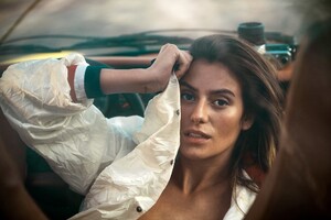 Alejandra-Guilmant-by-Markus-Henttonen-for-Porsche-2.jpg