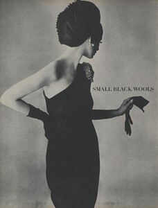 Black_Penn_US_Vogue_July_1965_07.thumb.jpg.5aa83069402a6fc3a0beb79eb7f176b5.jpg