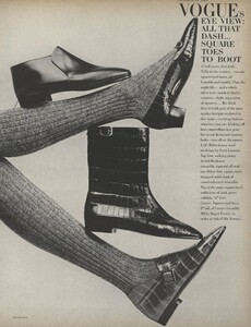 Bourdin_US_Vogue_October_15th_1965_01.thumb.jpg.9d4c99e100d44e18ceb27eaf2f3bb8b4.jpg