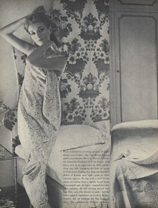 Clarke_US_Vogue_July_1965_01.thumb.jpg.77538ade188cb2ba437c84a44c6d9844.jpg