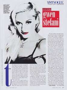 VH1_US_Vogue_November_2001_06.thumb.jpg.894103de7a541643e25f6804bda6e3db.jpg