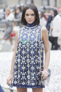 bruna-marquezine-at-miu-miu-fashion-show-in-paris-10-02-2018-3.jpg