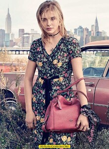 chloe_moretz_01.jpg