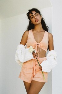 tops-victoria-top---apricot-1_720x.jpg