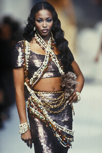 1958037883_Chanel1992HauteCouture95.thumb.jpg.778e98459898877eed8e775e52474fd0.jpg