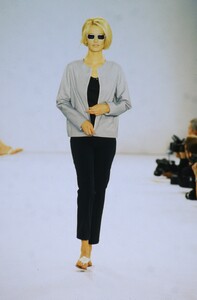 373687293_IsaacMizrahiSpring1996(5).thumb.jpg.5884e441a74b286a92d35c7c241cea8d.jpg