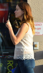 728875271_oliviawilde5_122_825lo.jpg