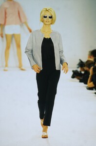 749295076_IsaacMizrahiSpring1996(2).thumb.jpg.25deb0572ddcfbb92e52d1108e05d16b.jpg