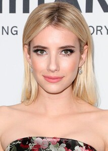 8d65c6c1c91a2fa7d806d6ec7deb4809--emma-roberts-the-best.jpg