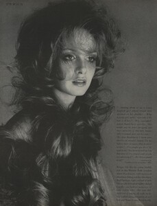 Beauty_US_Vogue_April_1st_1968_09.thumb.jpg.edd6a65959af4f8ee3332df420039b51.jpg