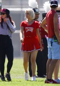 Dianna-Agron-cheerleader-015.jpg