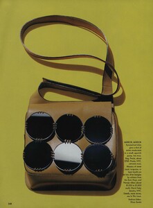 Eye_Meier_US_Vogue_June_1999_01.thumb.jpg.2c80db87fc69a371a0053f1f566b0abf.jpg