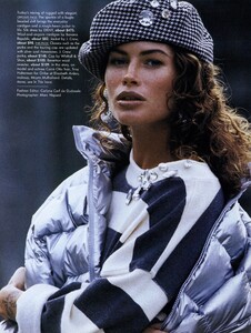 Hispard_US_Vogue_October_1991_02.thumb.jpg.e92ae1518824d0095d4964cf5b061cf3.jpg