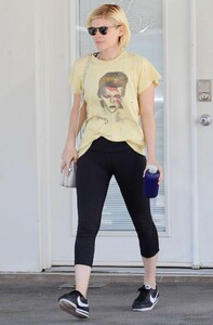 Kate-Mara-in-Tights-Leaving-the-Gym--20-662x1006.jpg