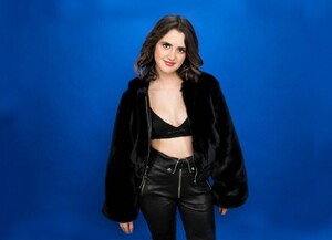 Laura-Marano-cleavage-pics-5-768x556.jpg