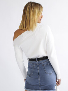NIKKI-KNIT-WHITE-TA1860-3-of-5.jpg