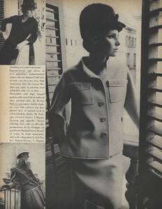 Newton_US_Vogue_October_15th_1965_03.thumb.jpg.f8dccb44bb4ecff65023d443cf494022.jpg
