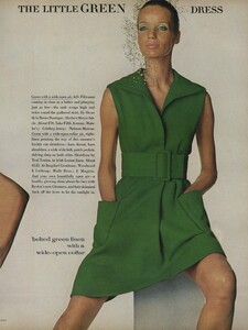 Penn_US_Vogue_April_1st_1968_06.thumb.jpg.0364d5eb501f1923c30ab94822a5e089.jpg