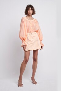 S12-20RE1356_Drifting_Le_Corsaire_Blouse_Apricot-20681-Aje-1090.jpg