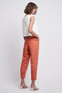 S23-20RE3101_Rarity_Tapered_Pant_Rust-20681-Aje-2064.jpg