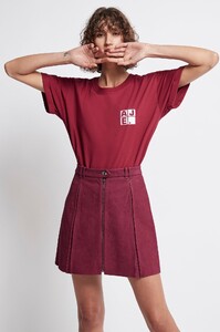 S27-20AJ1170_Rebellion_Aje_Tee_Burgundy-20254-Aje-0164.jpg