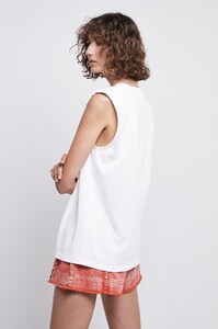 S35-20AJ1239_Kai_Tank_White-20681-Aje-1069.jpg