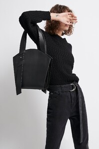 S37-20AJ6027_Freedom_Fan_Tote_Black-20254-Aje-2630.jpg