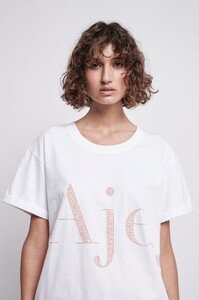 S60-20AJ1190_Banksia_Logo_tee_White_Blush-20681-Aje-1164.jpg