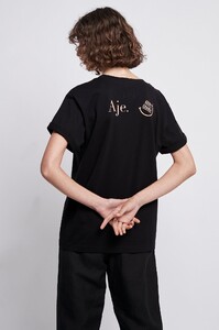 S7-20RE1366_Adopt_Change_Tee_Black-20681-Aje-1850.jpg
