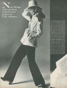 Stern_US_Vogue_January_15th_1969_13.thumb.jpg.03f8be23b90f2df1a4d5557f4c864fb8.jpg