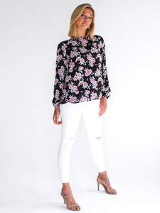 VELMA-TOP-BLACK-FLORAL-AT0922B-2-D-2-of-5.jpg
