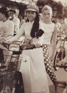 Vietnam_Weber_US_Vogue_June_1996_04.thumb.jpg.8efebb1aca8ed5ed7a16e53ea350d5ed.jpg
