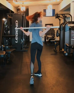 alexandra-daddario-at-the-gym-11019-instagram-video-2.jpg