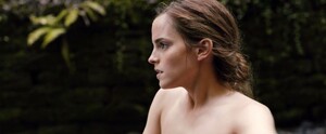 emma-watson-naked-body-15.jpg