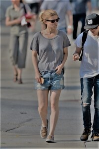 kate-mara-sandro-denim-shorts.jpg
