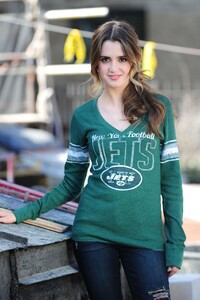 laura-marano-photoshoot-nyc-october-2015_1.jpg