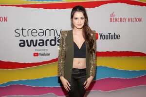 laura_marano_attends_8th_annual004.jpg
