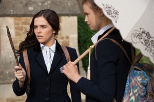 more-vampire-academy-photos-starring-zoey-deutch_13.jpg