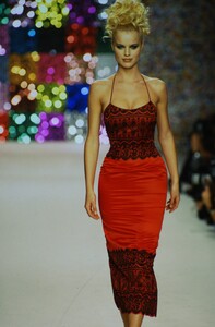 1004855043_todd-oldham-ss-1996(4).thumb.jpg.c62dd270c77414871a4a267c912fccca.jpg