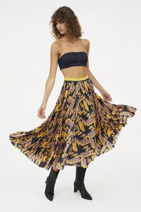 19 9be4721527445af58a478e7e6deaac6e.jpg