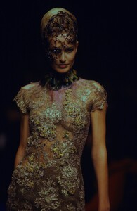 432779489_ChristianLacroixCoutureSpring1997(4).thumb.jpg.560807a8527fa295f22dac0deff864c1.jpg