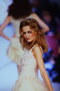 540369027_martine-sitbon-fw-1992(4).thumb.jpg.cf0628b659a0364ba80154e46dc37dc8.jpg