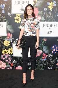 54568495_0920004530338_3_54547388_lena-meyer-landrut-erdem-x-h-m-launch-event-in-los-ange.jpg