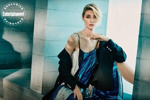 Elizabeth-Debicki---Entertainment-Weekly-2020-01.jpg