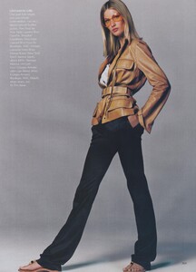 Meisel_US_Vogue_December_2001_06.thumb.jpg.90d64e1d67c2b450f12bd836c709224f.jpg