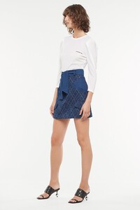 S55-T-20W11665-ENTHUSIASTTOP-WHITE_B-20W40530-QUILTEDDENIMSKIRT-INDI-19805-MC-1691.jpg
